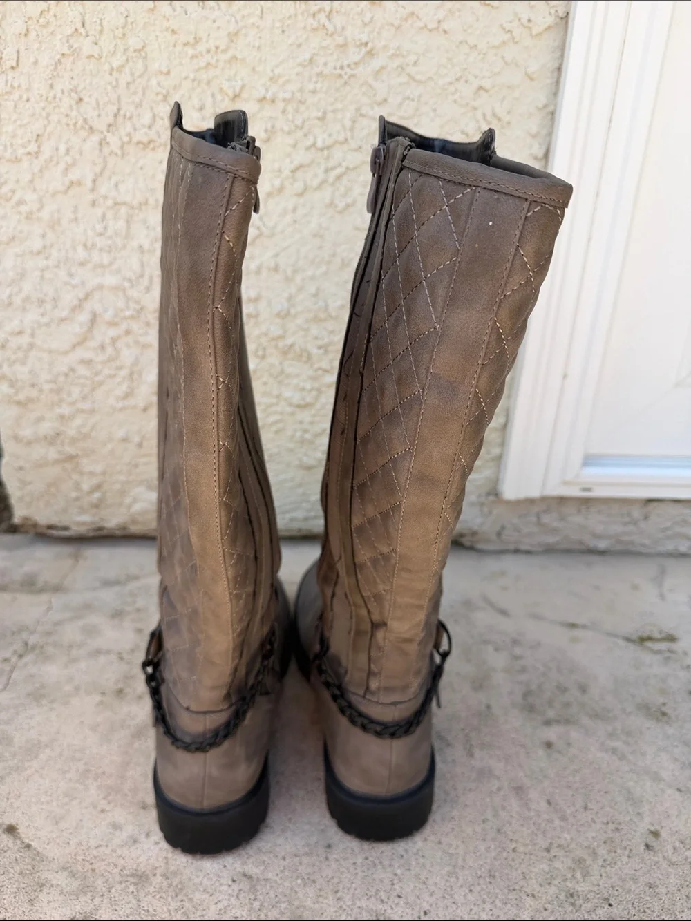 Torrid Women's Grey Faux Leather Quiltes Wide Calf Chain Moto Boots Size 10